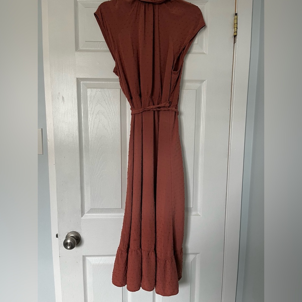 Old Navy Dot Flutter Sleeve Wrap Dress - Picture 6 of 9